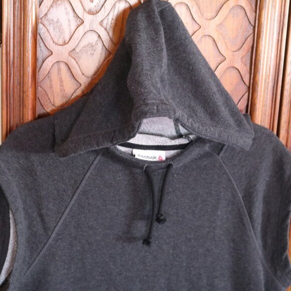 REEBOK Studio Training Sleveless Hoodie Style# REW174TS07002 - Heather Black, M - Picture 3 of 16